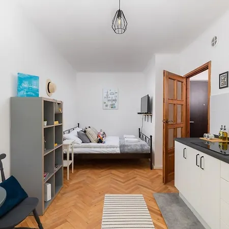 Rent Like - Bonifraterska 15 Warszawa